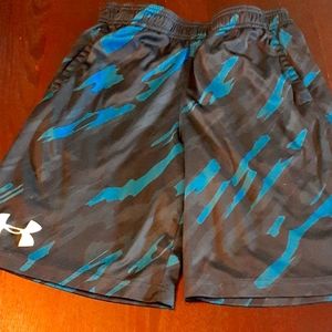 Under Armour Heatgear Boy's LG Shorts